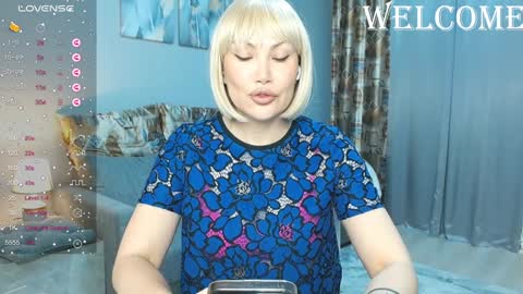 Therapist online show from December 3, 6:38 pm