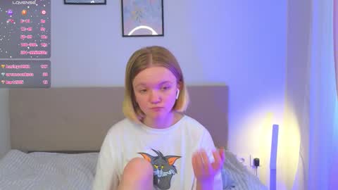 katebunnys online show from February 22, 11:33 am