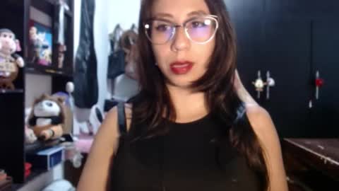 Snapshot of kateeen18 chatting on October 19, 4:36 am Kateeen18 online show from October 19, 4:36 am
