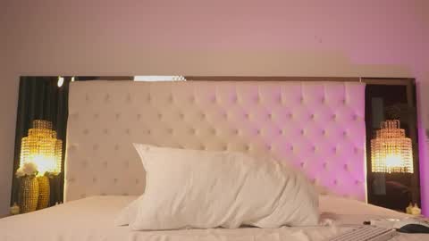 Kate Stars online show from April 19, 6:35 am