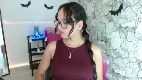 Snapshot of katharinasmith chatting on October 17, 4:43 pm Kathe online show from October 17, 4:43 pm
