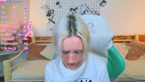 Katia  online show from March 31, 8:58 am