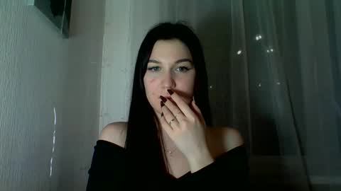 katie_foxi online show from February 21, 11:49 pm