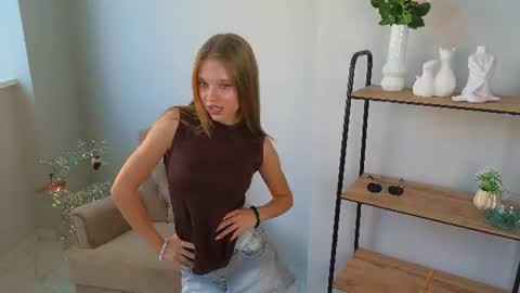 Mary online show from July 2, 11:27 am