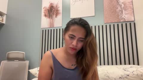 katiefrox  online show from November 12, 9:51 am