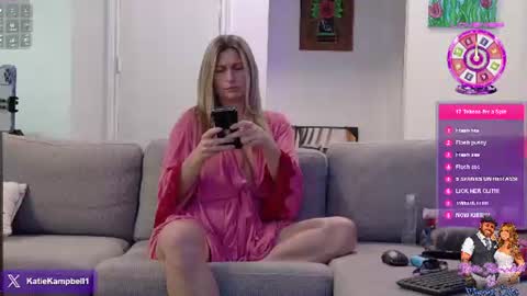 Katie Kampbell and Thomas Colt online show from July 9, 4:20 pm