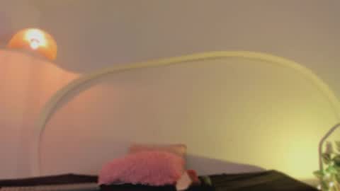 Katy  IGPeach kat666 online show from April 3, 1:42 pm