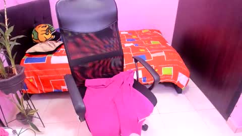 katiuska_doll_squirt online show from April 14, 12:16 pm