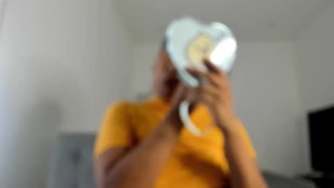 Follow me on instagram and twitter as correaktnees online show from October 27, 6:53 am