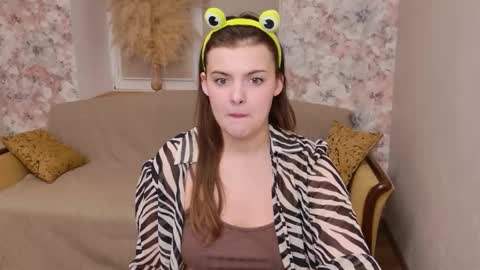 katnotcat online show from November 27, 7:06 pm