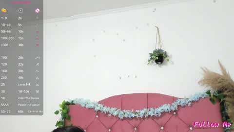  Katriana  online show from April 12, 9:06 pm