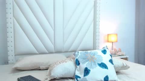 Snapshot of kattagoez chatting on September 18, 1:20 pm kattagoez online show from September 18, 1:20 pm