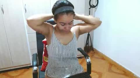 katticloos online show from April 23, 3:14 pm