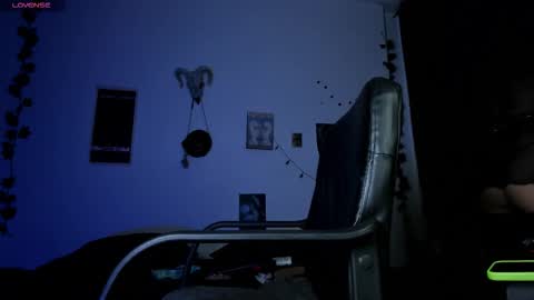 kattx   independent model online show from November 27, 5:43 am