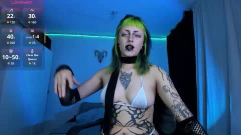 kattx   independent model online show from March 5, 6:09 am