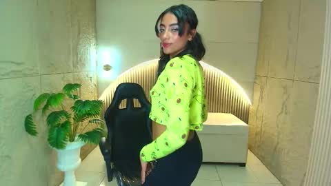 Katty  online show from December 18, 8:24 pm