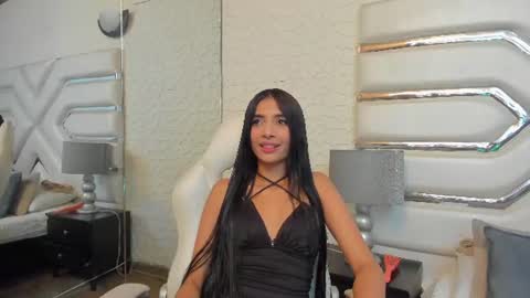 kattylilli online show from June 27, 2:45 am