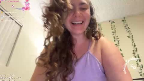 Snapshot of katxxgolding chatting on October 12, 1:41 am Princesse Kat  online show from October 12, 1:41 am