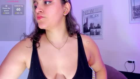 Snapshot of katy_giil chatting on October 14, 6:43 pm Katy online show from October 14, 6:43 pm