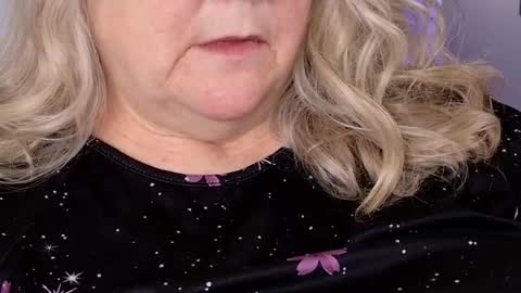 katy_nicole online show from June 6, 7:20 pm