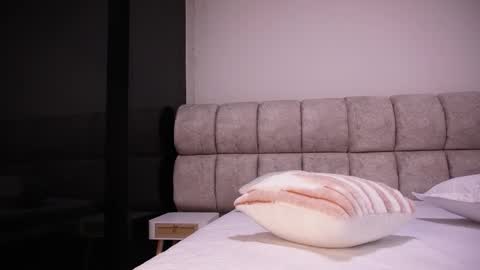 Katy online show from November 10, 12:00 pm