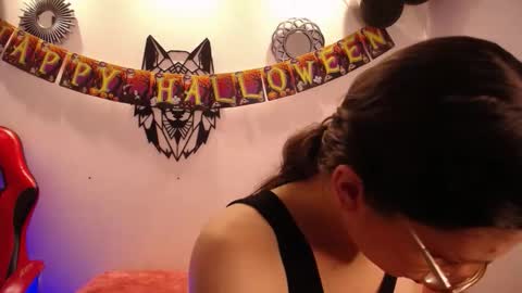 Katy Van online show from October 24, 9:55 pm