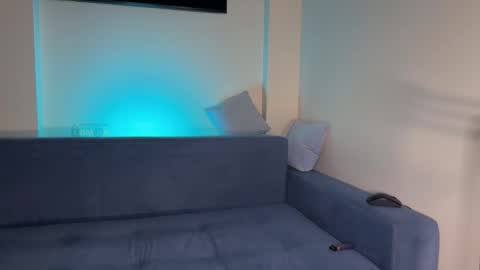 katycherry_ online show from November 1, 7:29 pm