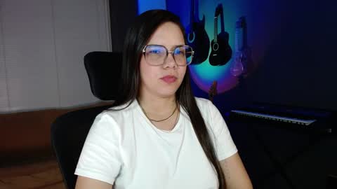 Kay online show from December 15, 6:29 am