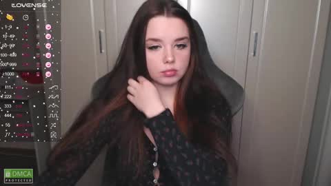 Snapshot of kayacherry chatting on December 2, 9:26 pm Alice online show from December 2, 9:26 pm