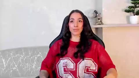KAYLA BATISTA online show from July 18, 12:14 am