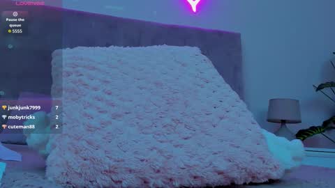 Kaila online show from January 17, 8:00 am