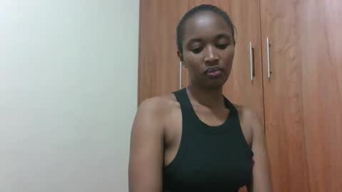 kaylar online show from April 8, 4:42 pm