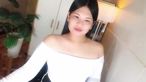 Y O U R        F U T U R E       K A Y L E E  online show from January 13, 5:50 pm