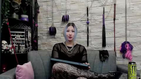 Miss Kazia online show from December 19, 1:21 am