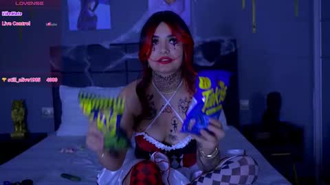 Snapshot of kcassiek chatting on October 30, 6:09 pm I m Cassie  and would be my pleasure to have you in my room  online show from October 30, 6:09 pm