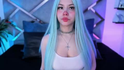 Keidy Monday to Saturday from 200 pm to 810pm  UTC-5 Colombia Time online show from November 12, 7:34 pm