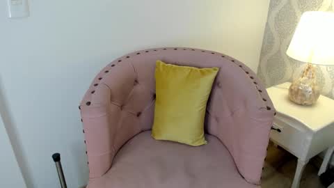 Keiira Fox online show from January 19, 11:50 am