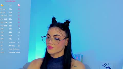 Snapshot of keily_brox chatting on December 18, 5:04 am Keily brox online show from December 18, 5:04 am