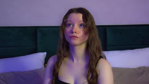 Keira online show from November 28, 7:17 pm