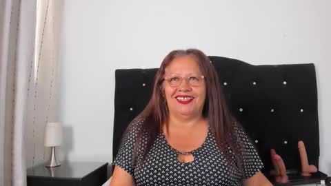   online show from November 23, 1:02 pm