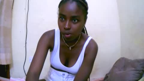 keisha759446 online show from November 3, 9:13 am