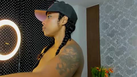 kelly__thomson online show from November 28, 10:57 pm