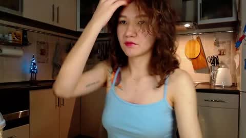 Kelly online show from December 21, 8:54 pm