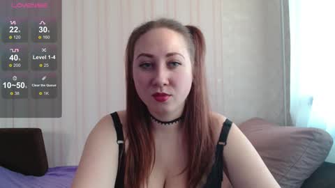 kellycrystall online show from February 8, 5:51 am