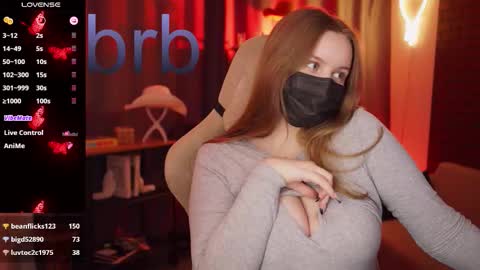 kelly online show from October 31, 8:40 am