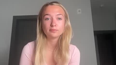 Kelsey Blu online show from May 8, 1:42 am