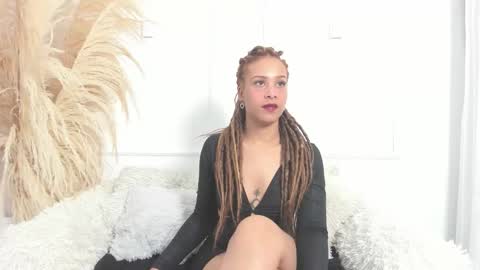 Kendall online show from February 18, 3:16 am