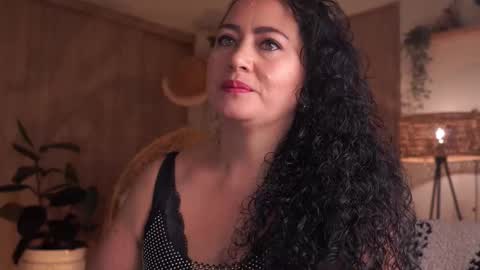 kendally_ online show from November 19, 12:27 pm