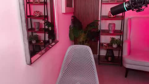 Kenya Buhle online show from December 1, 6:10 pm