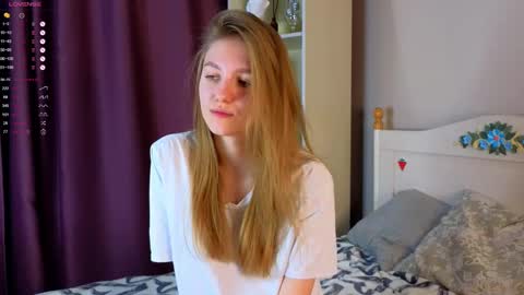 Hi Im Mary Glad to see you in my room  PVT is open online show from February 26, 12:16 pm